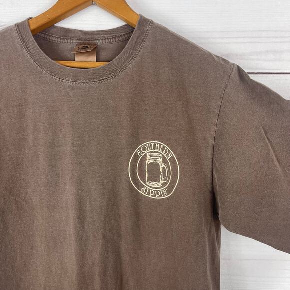 Southern Sippin Brown Short Sleeve Graphic Tee Size Medium - Picture 3 of 6